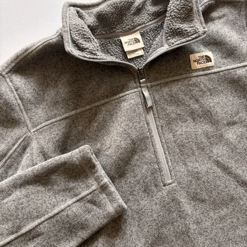 The North Face Gordon Lyons ¼-Zip Fleece Mens Large Gray Sweater-Knit‎ Pullover